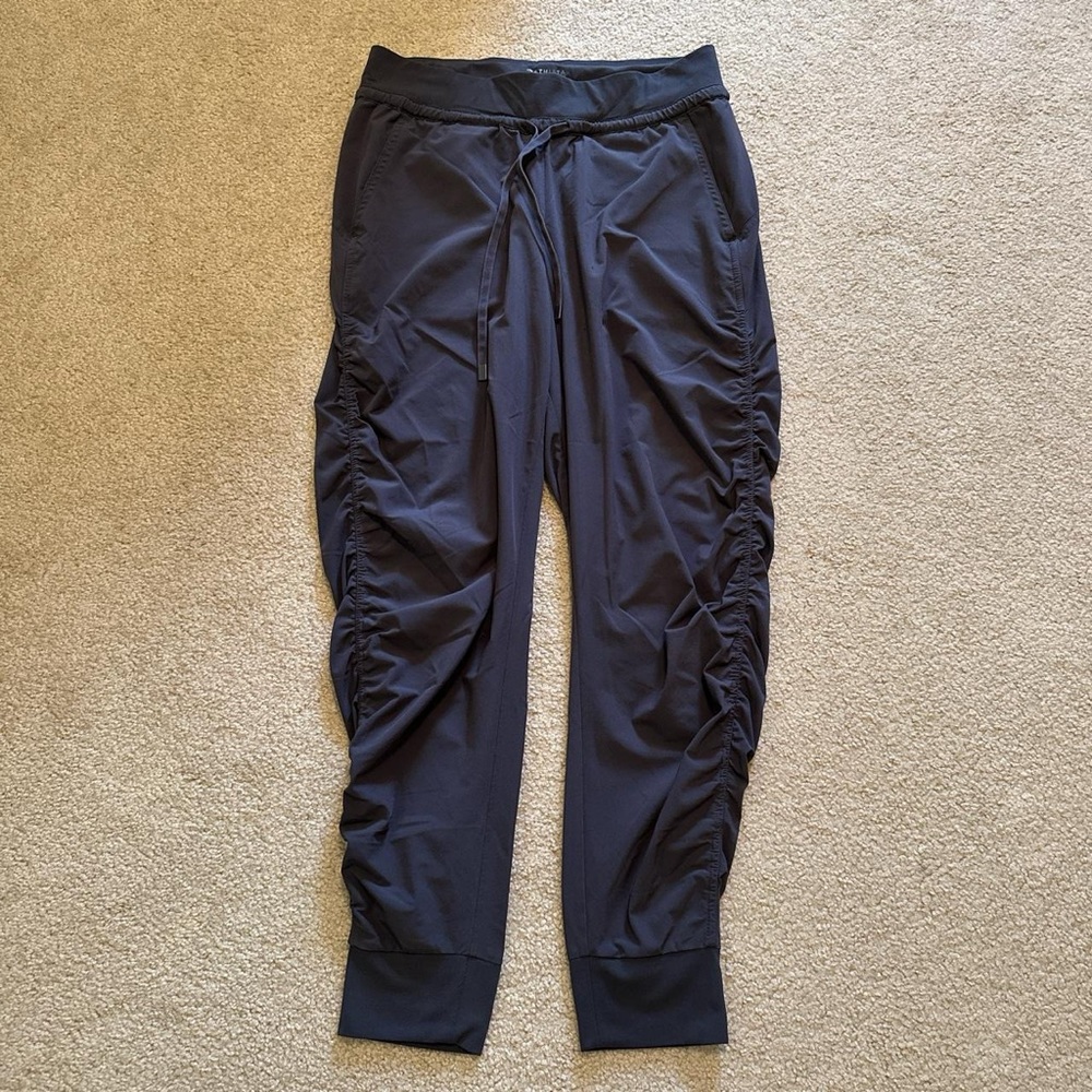 athleta grey joggers size 6